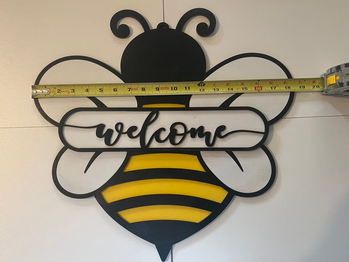 Honey Bee Welcome sign in 2 sizes