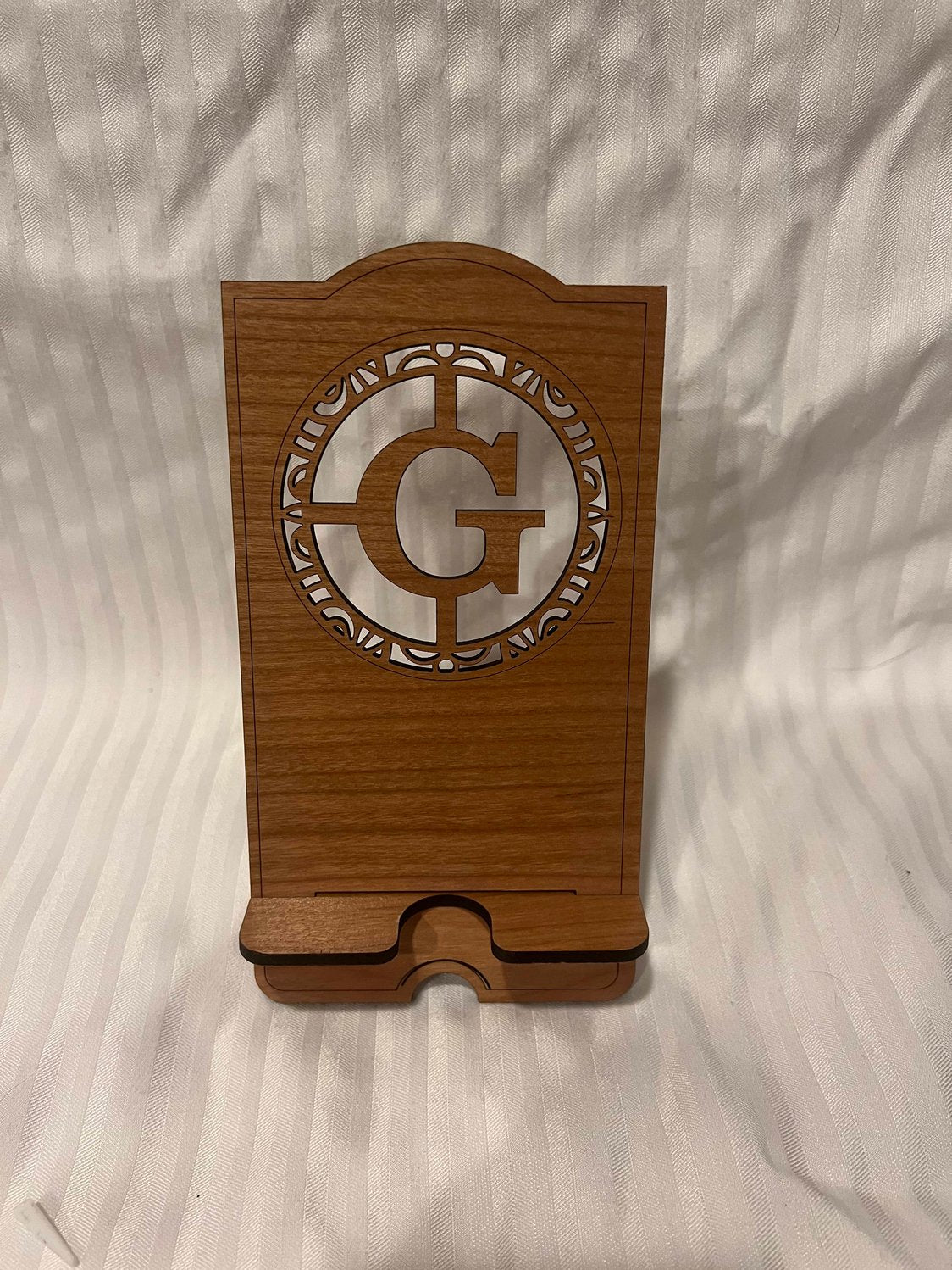 Custom Cell Phone or Tablet Stand